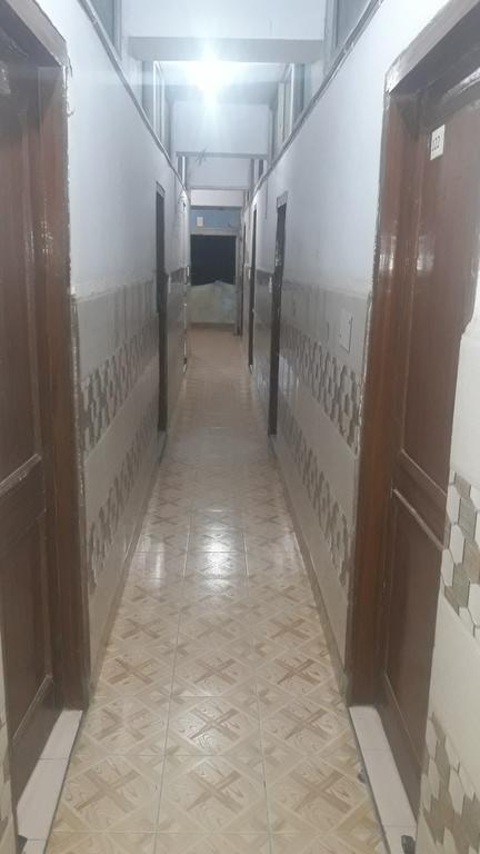 Oyo Rajdhani Guest House Faridabad Exterior foto